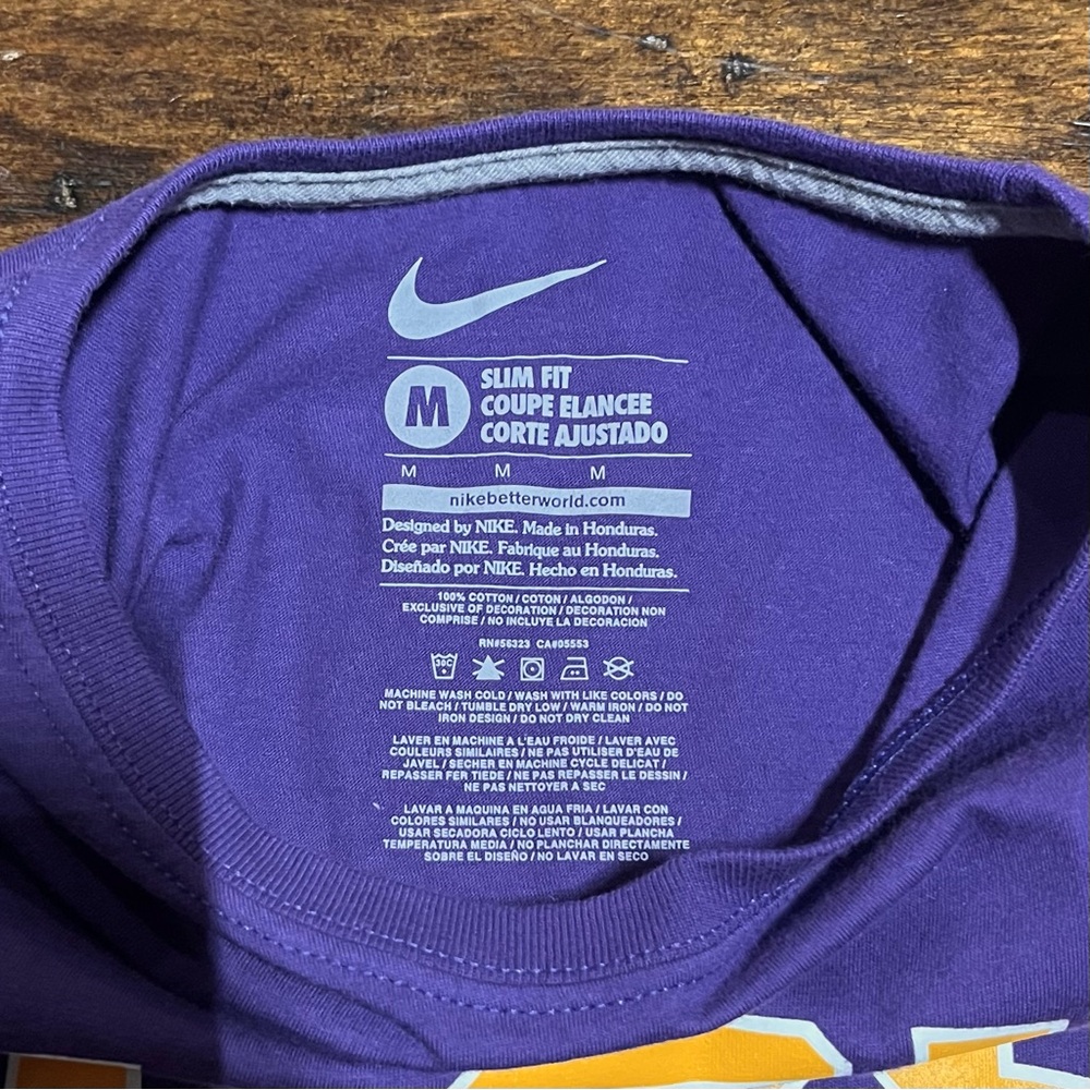 Nike LSU Tigers Shirt Womens Size M Purple NCAA College Nike Slim‎ Fit Game Day - Picture 6 of 6